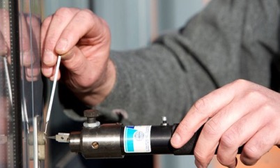 Tips from the Emergency Locksmiths to force a lock in extreme cases ... Tips from the Emergency Locksmiths to force a lock in extreme cases ...